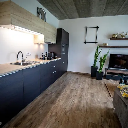 Apartment Pihe *
