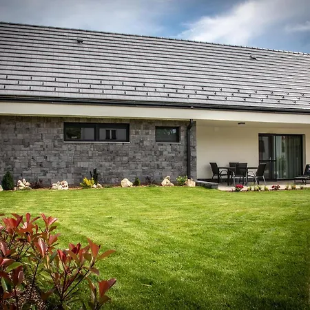 Pihe Apartment Balatonfured