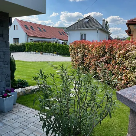 Apartment Pihe *